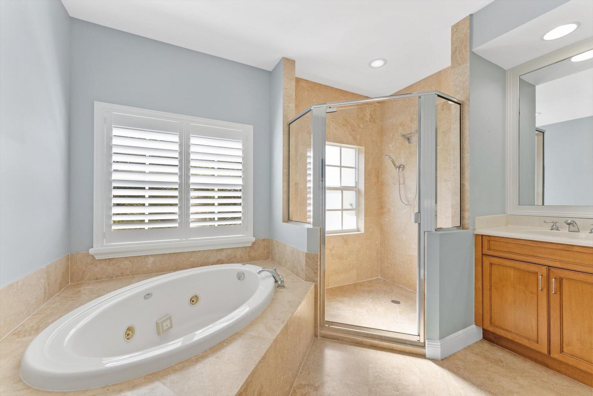 604 NE Francesca Lane, Boca Raton, FL 33487 Photo