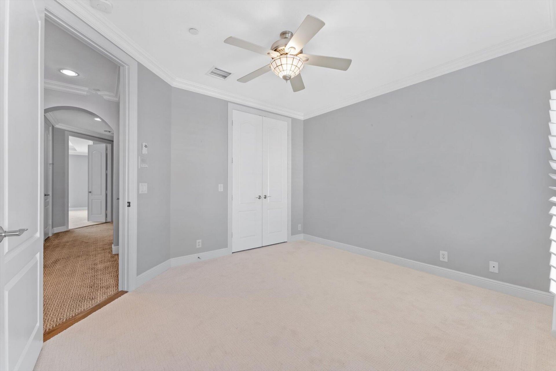 604 NE Francesca Lane, Boca Raton, FL 33487 Photo