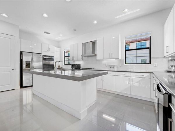 4121 Faraday Way, Palm Beach Gardens, FL 33418