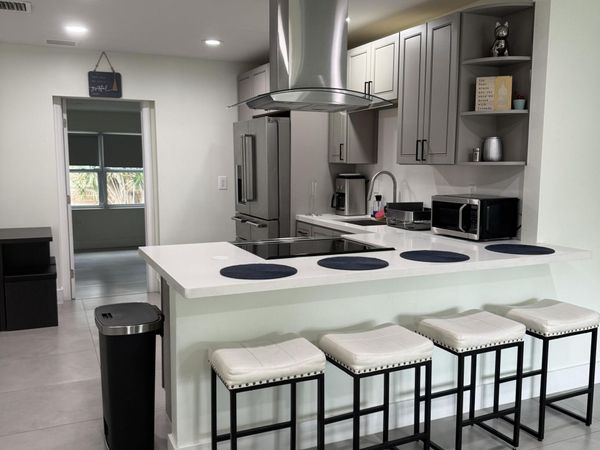 2314 Pinecrest Court, West Palm Beach, FL 33415