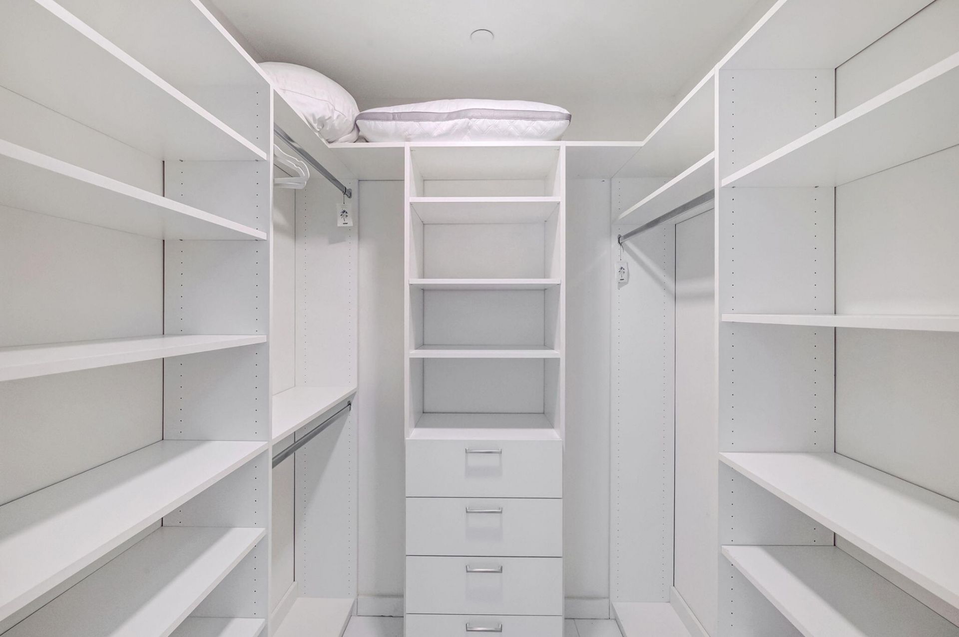 851 NE 1st Avenue, Unit 1604, Miami, FL 33132 Photo