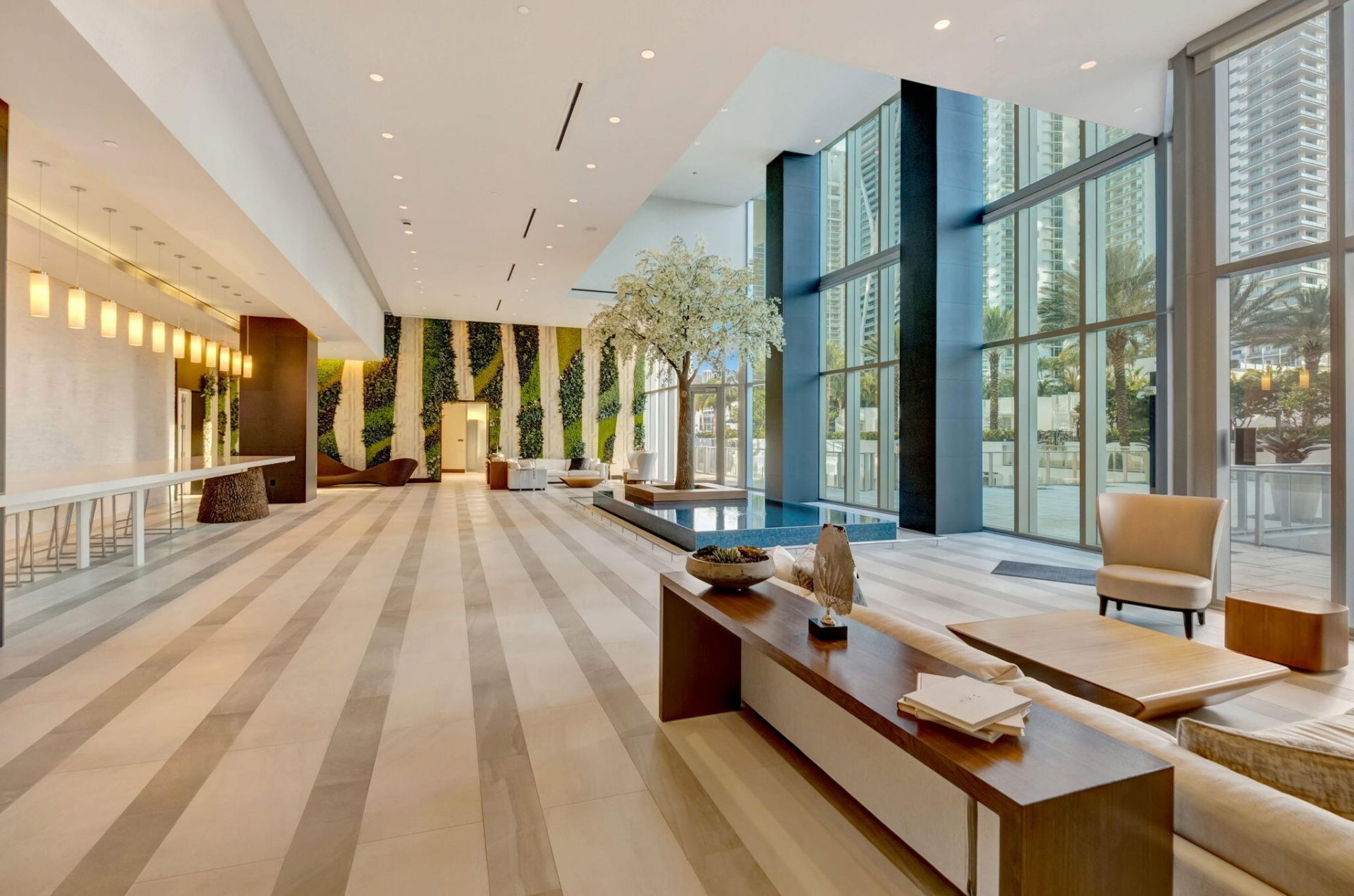 851 NE 1st Avenue, Unit 1604, Miami, FL 33132 Photo