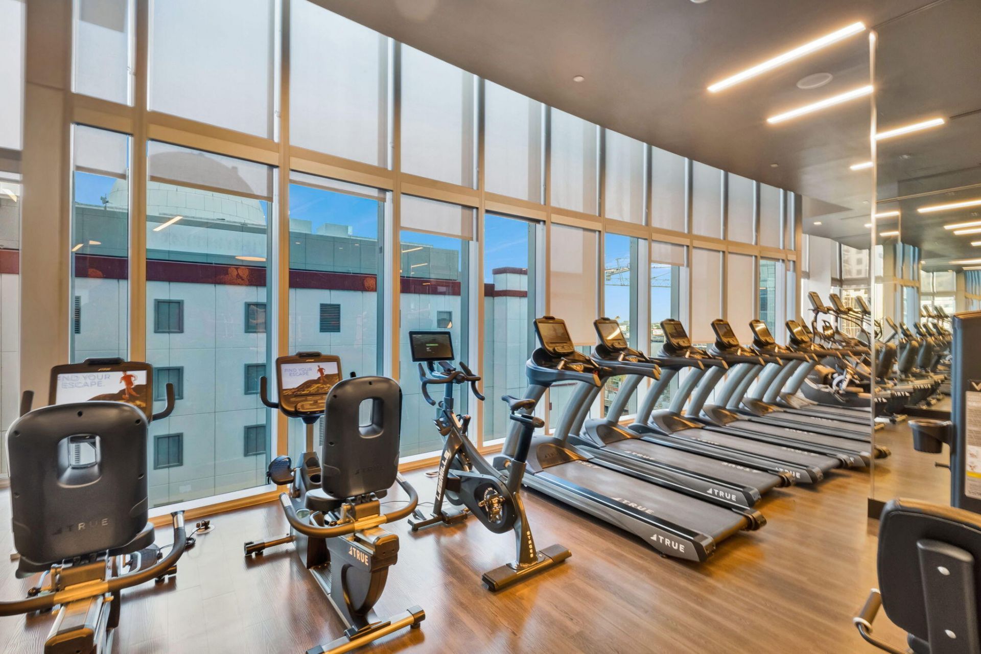 851 NE 1st Avenue, Unit 1604, Miami, FL 33132 Photo