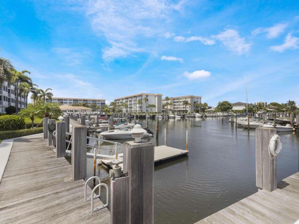 911 Gardenia Drive E, Unit 150, Delray Beach, FL 33483