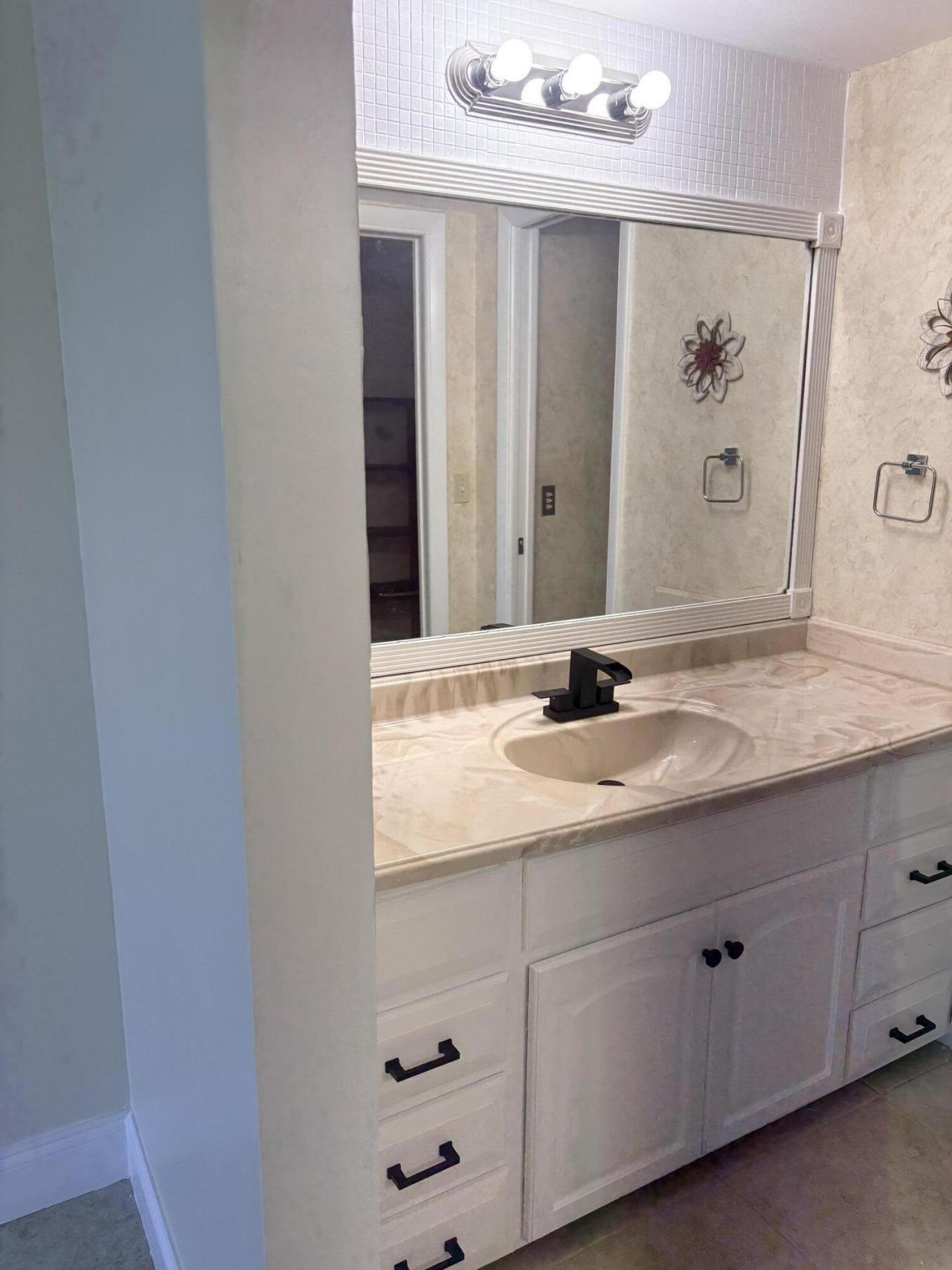 911 Gardenia Drive E, Unit 150, Delray Beach, FL 33483 Photo