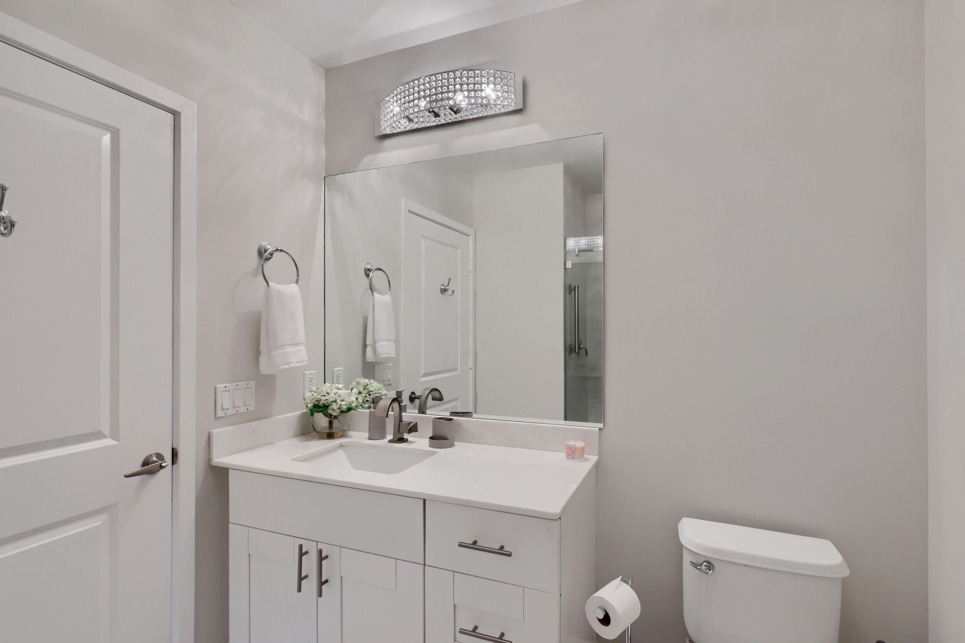 300 S Australian Avenue, Unit 818, West Palm Beach, FL 33401 Photo