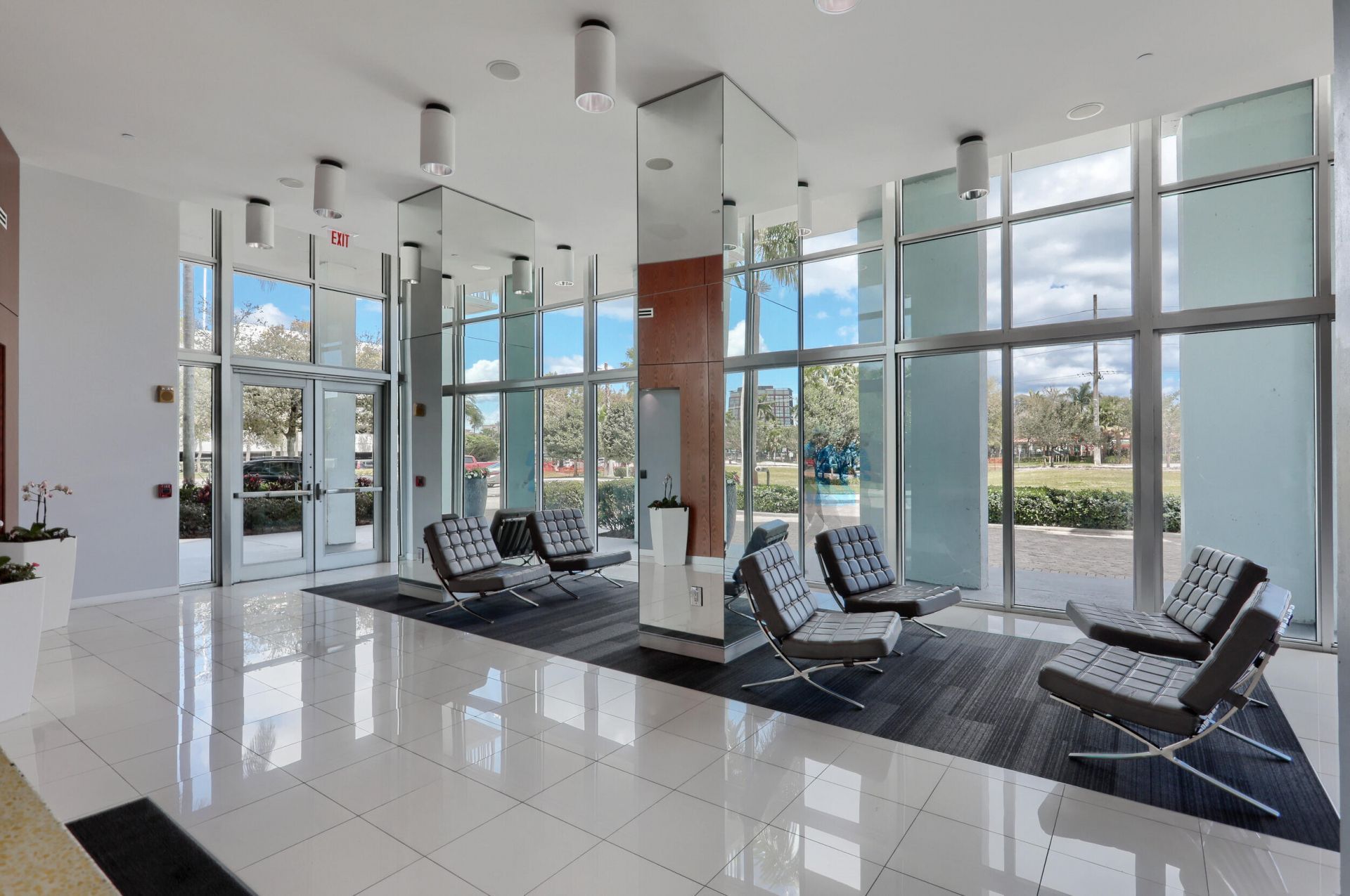 300 S Australian Avenue, Unit 818, West Palm Beach, FL 33401 Photo