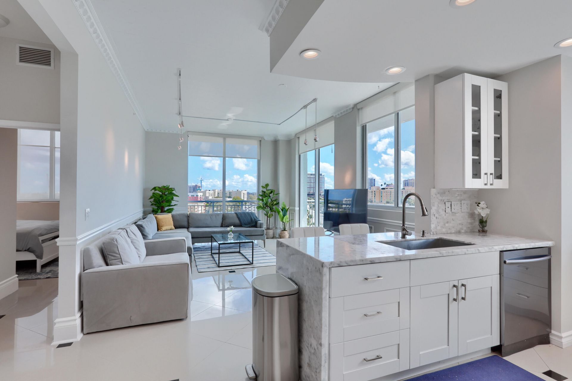 300 S Australian Avenue, Unit 818, West Palm Beach, FL 33401 Photo