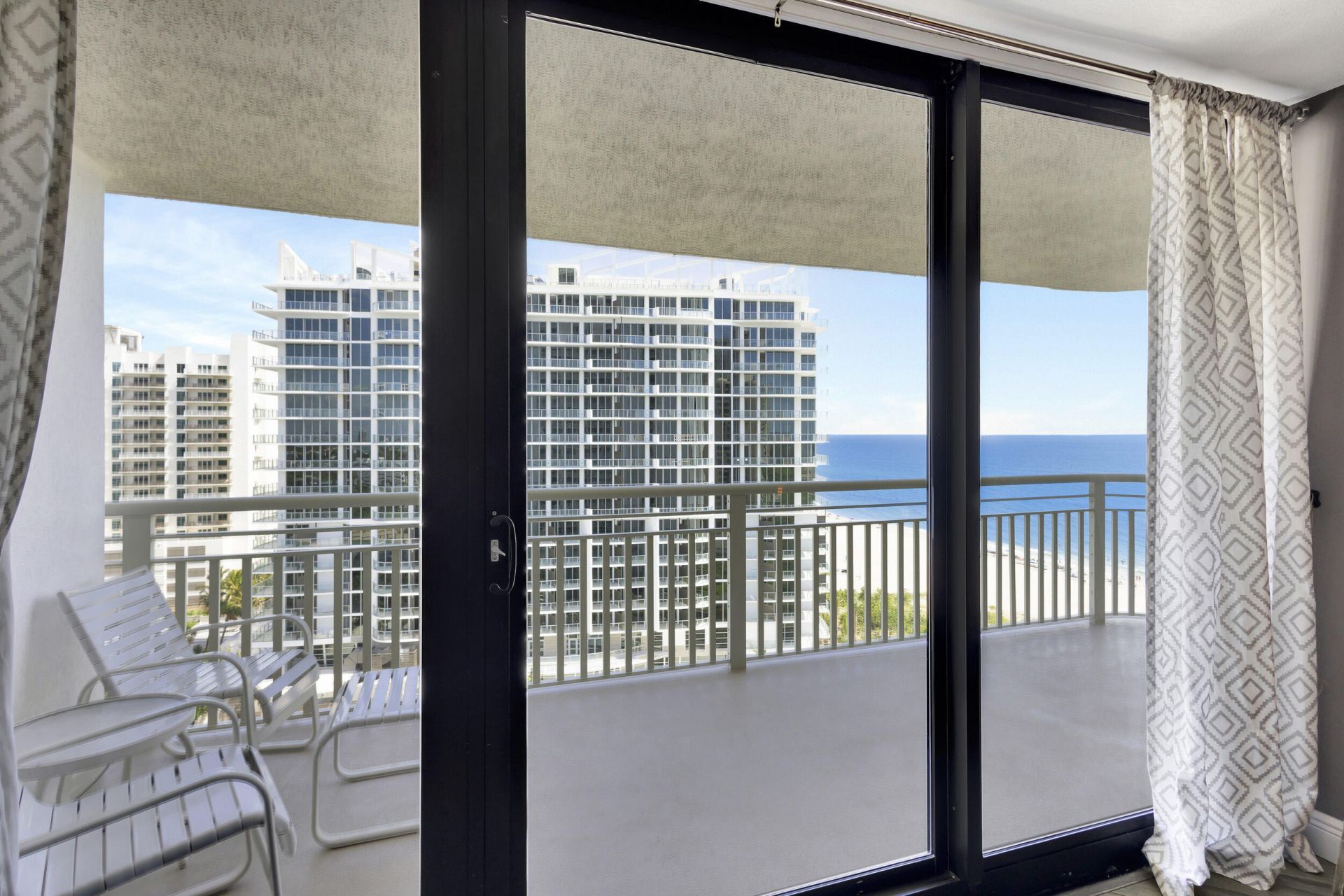 3000 N Ocean Drive, Unit Unit17-B, Singer Island, FL 33404 Photo