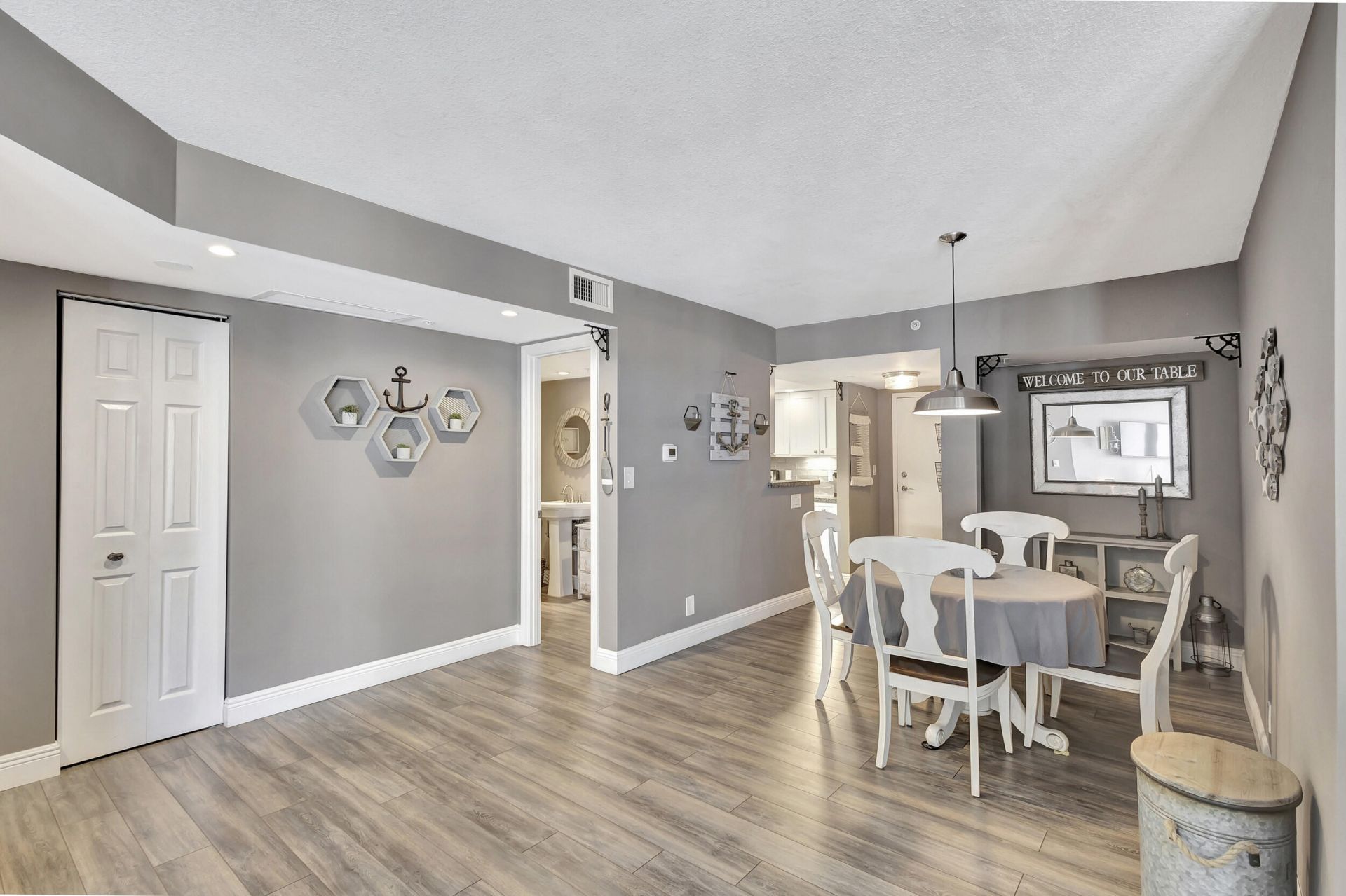 3000 N Ocean Drive, Unit Unit17-B, Singer Island, FL 33404 Photo