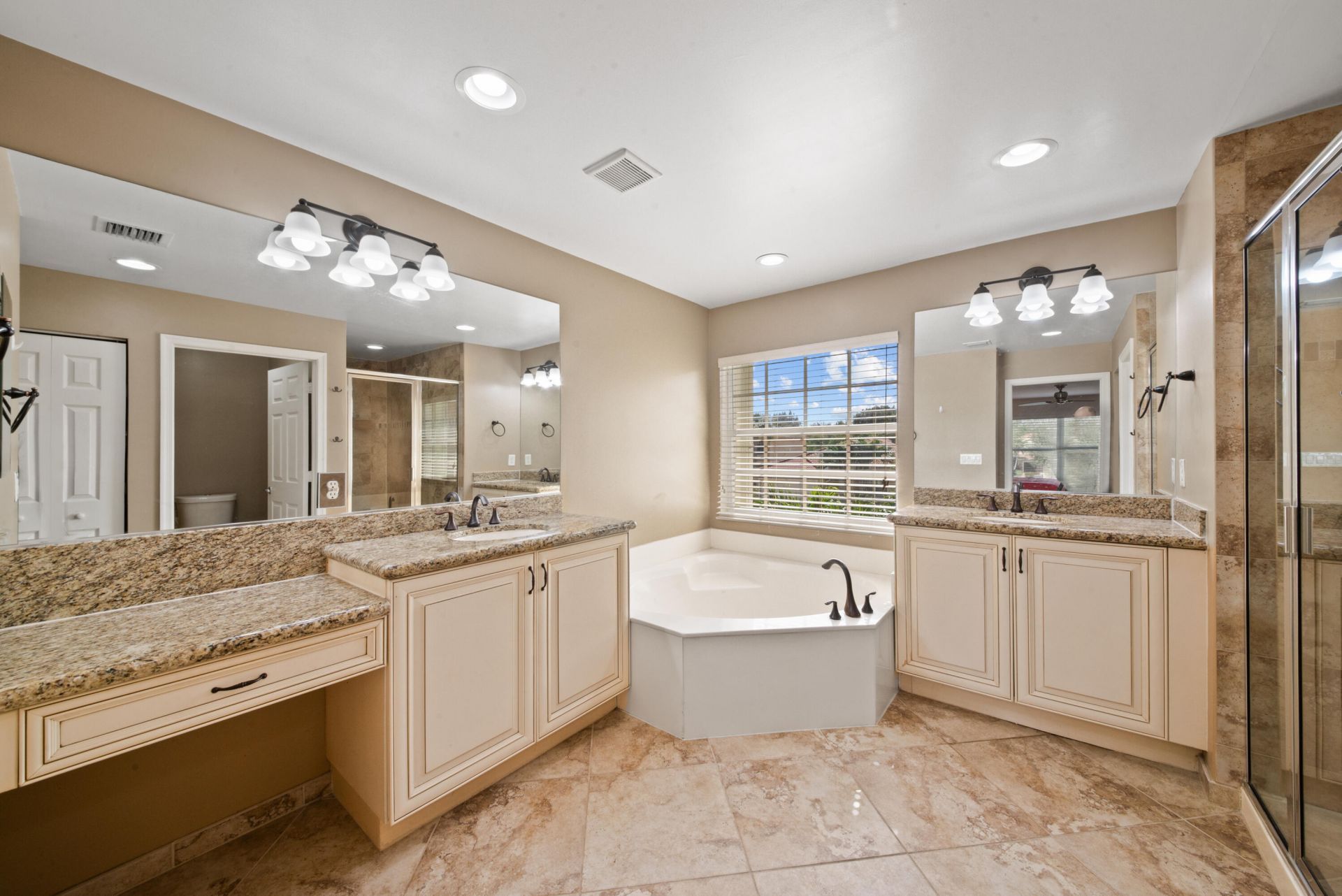 7865 Jewelwood Drive, Boynton Beach, FL 33437 Photo