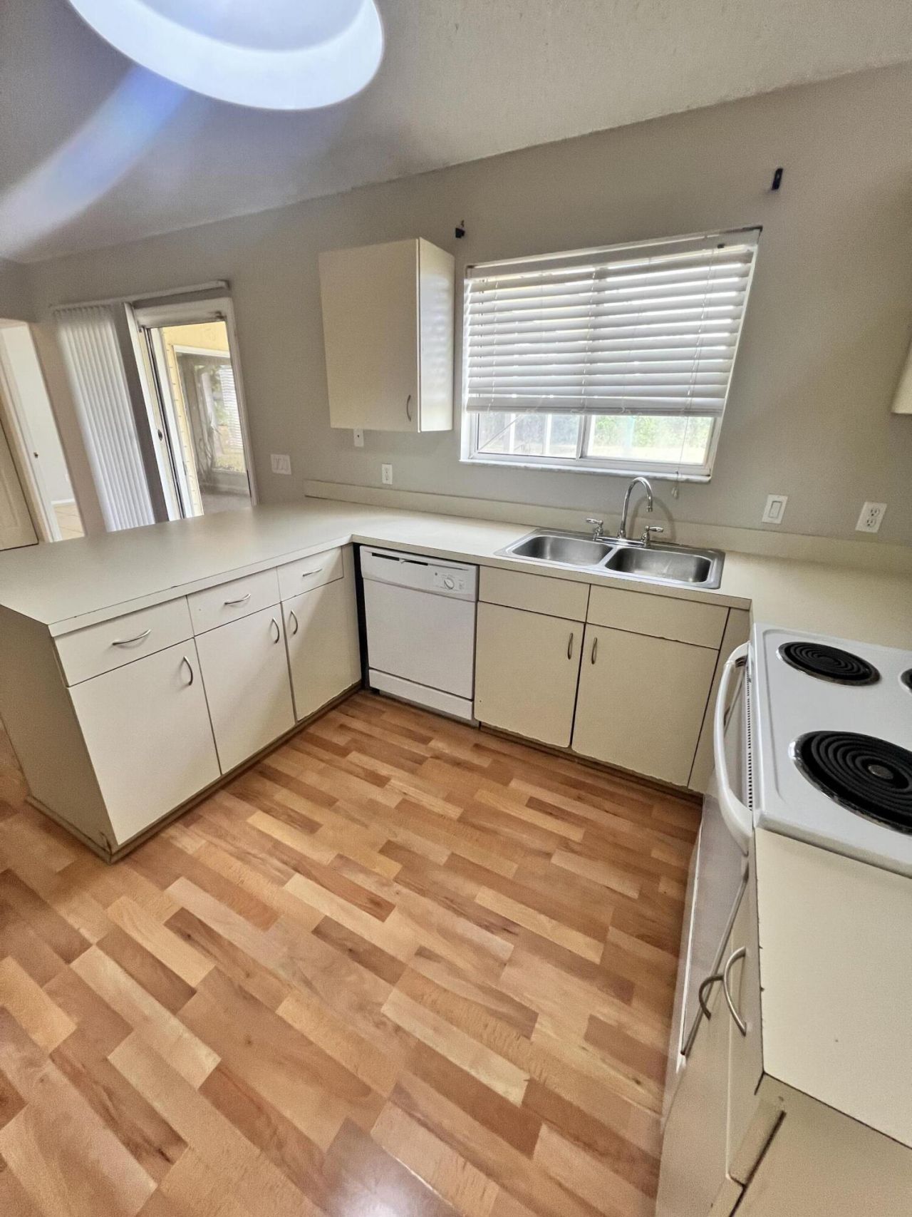 5110 NW Erskin Terrace, Port Saint Lucie, FL 34983 Photo