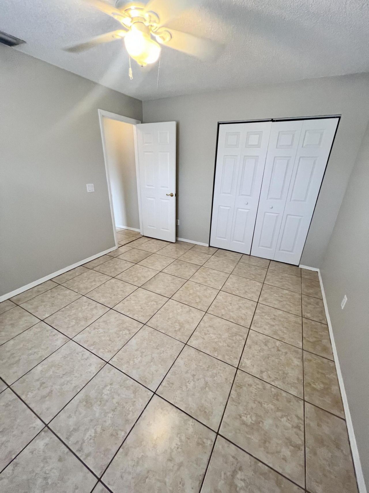 5110 NW Erskin Terrace, Port Saint Lucie, FL 34983 Photo