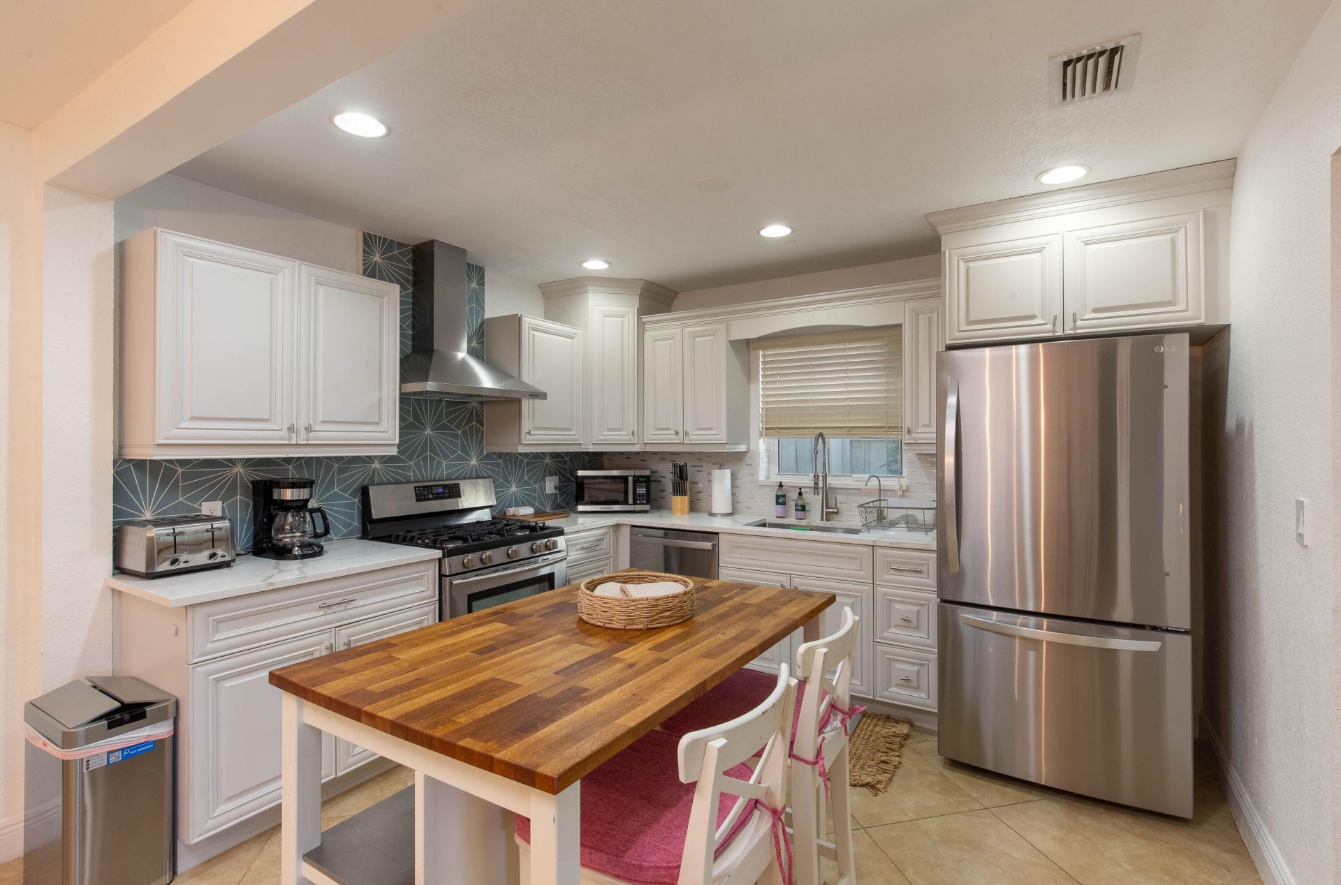 327 Dartmouth Drive, Lake Worth Beach, FL 33460 Photo