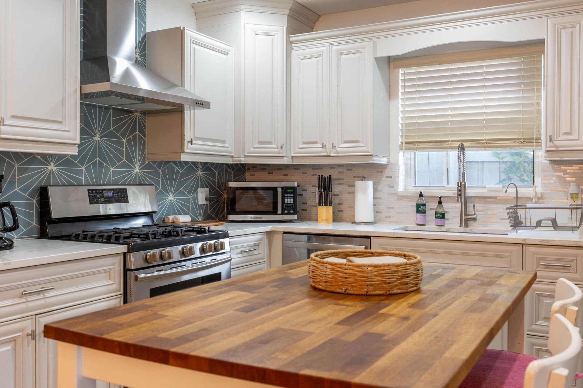 327 Dartmouth Drive, Lake Worth Beach, FL 33460 Photo