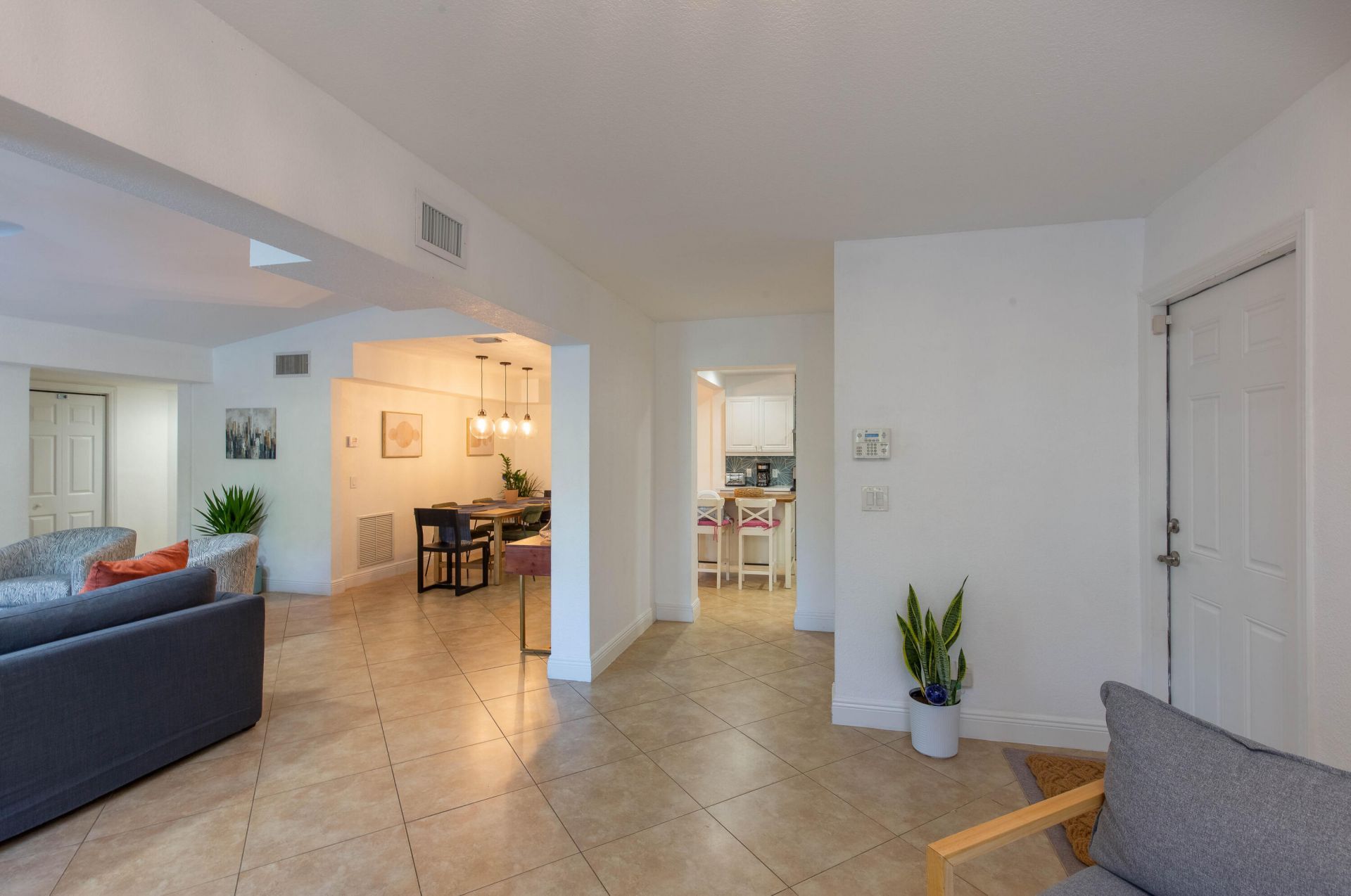 327 Dartmouth Drive, Lake Worth Beach, FL 33460 Photo