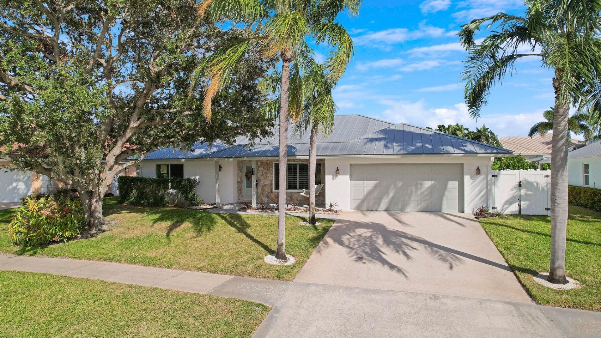 52 Pinehill Trail E, Tequesta, FL 33469 Photo