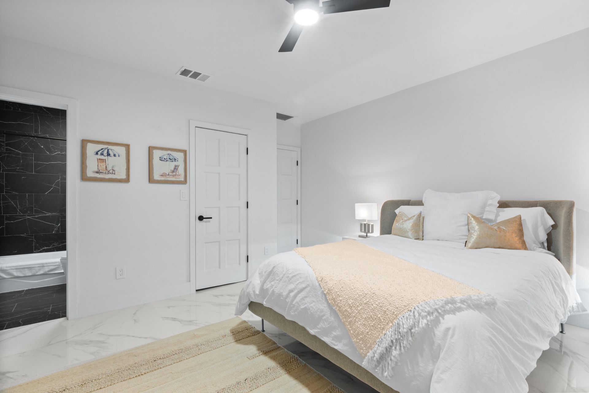 516 Royal Plaza Drive, Fort Lauderdale, FL 33301 Photo