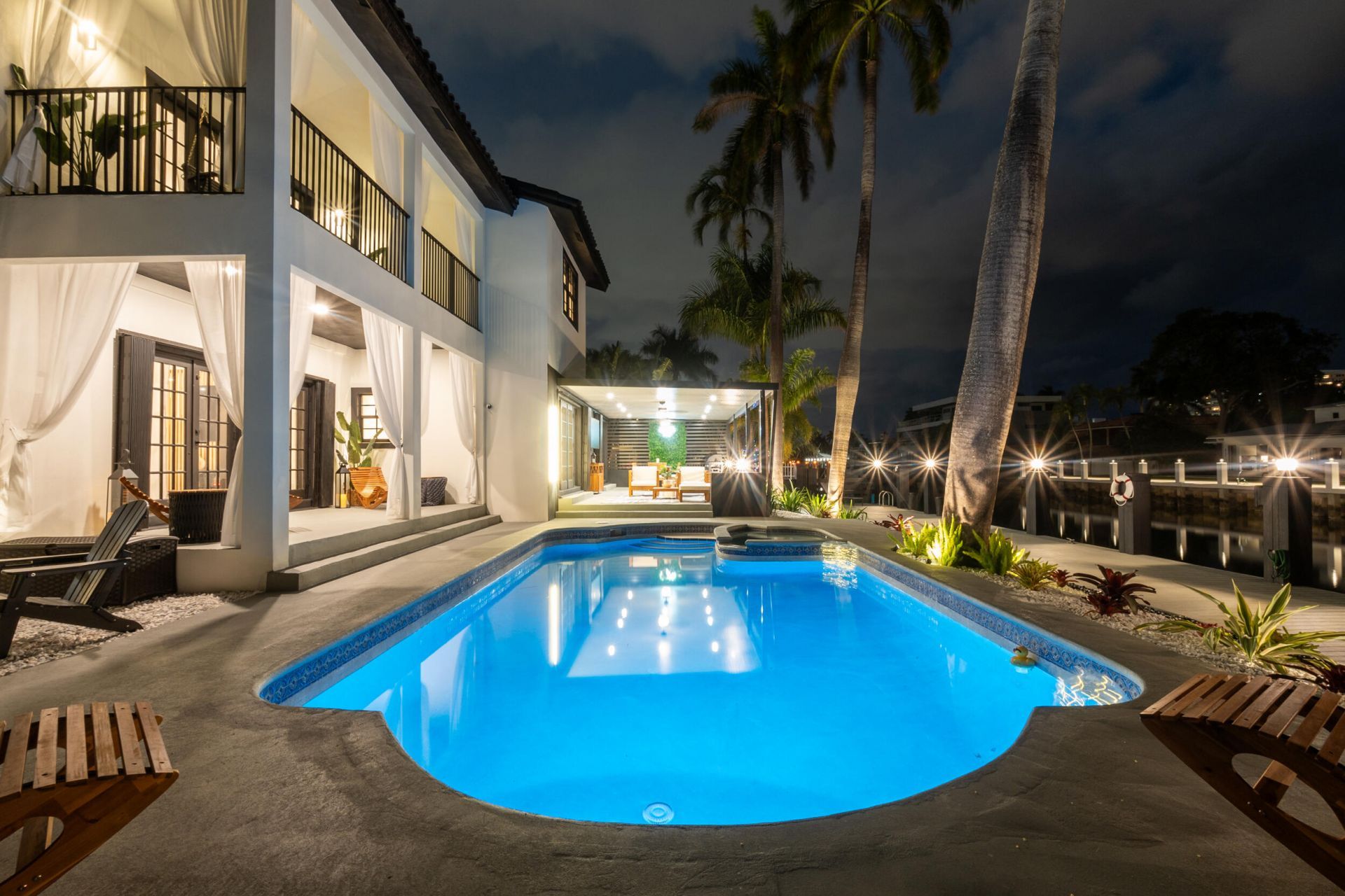 516 Royal Plaza Drive, Fort Lauderdale, FL 33301 Photo