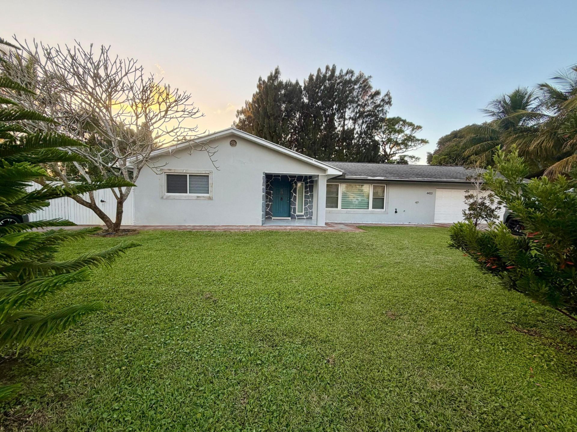 4433 Foss Road, Lake Worth Beach, FL 33461 Photo