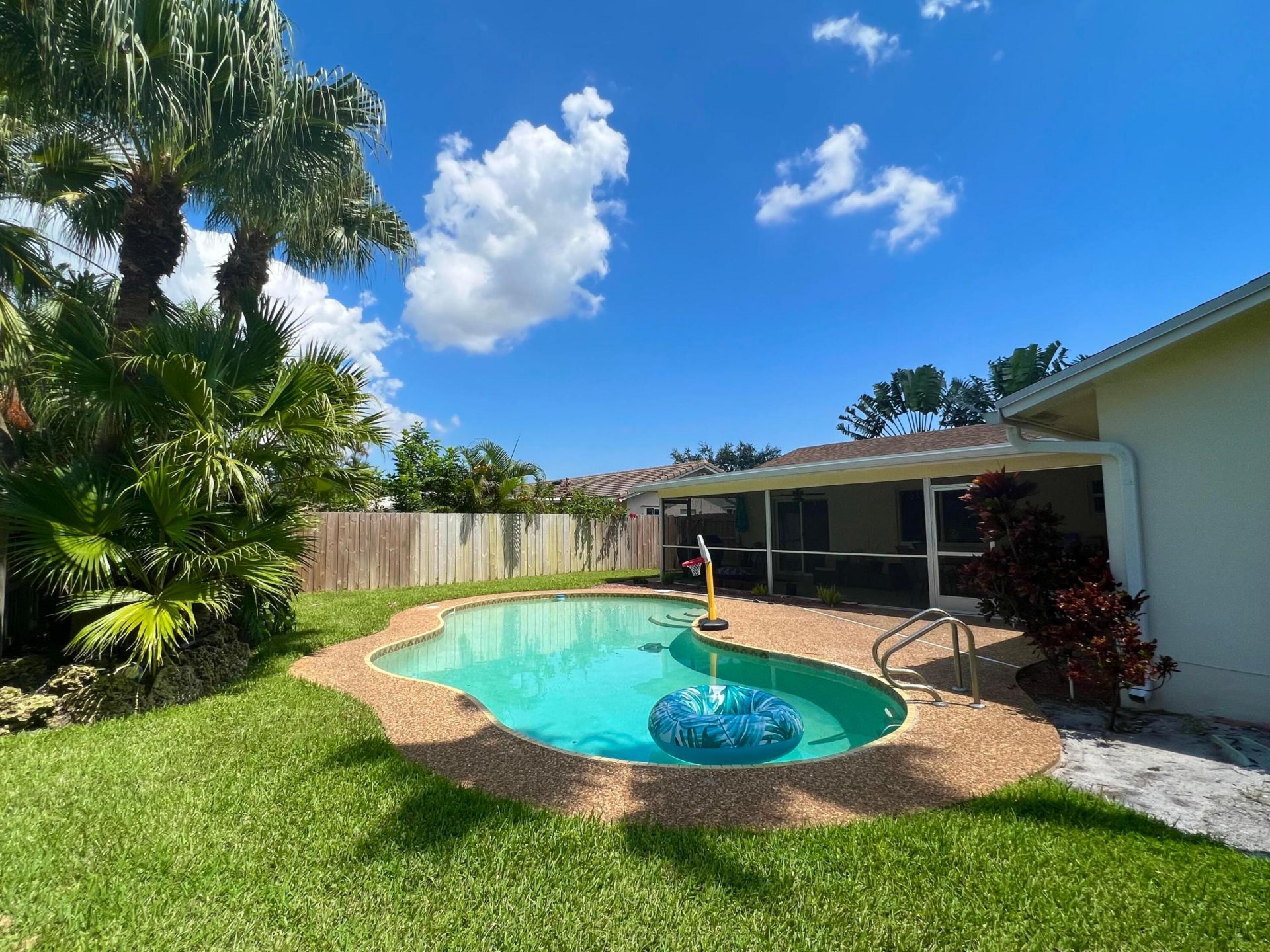 3421 NW 25th Terrace, Boca Raton, FL 33434 Photo