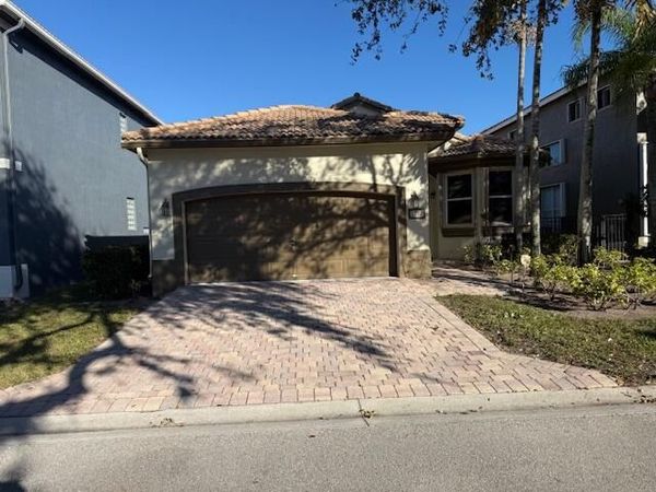 1212 Rosegate Boulevard, Riviera Beach, FL 33404