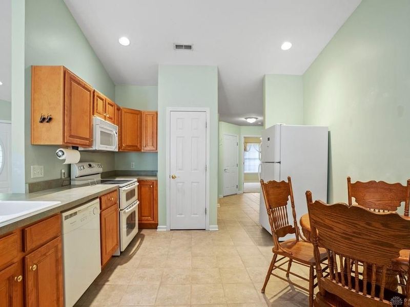 700 Villa Court, Trenton, OH 45067 Photo 13
