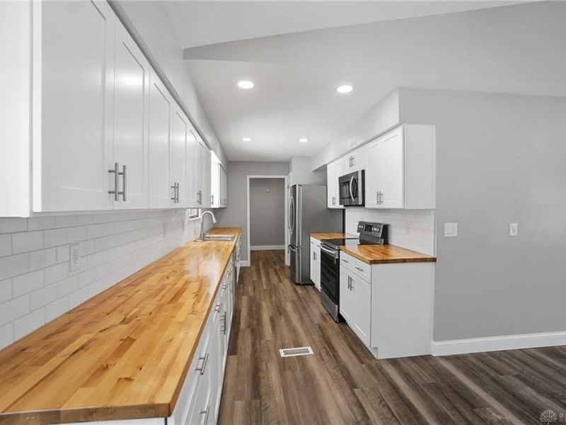 1573 Orchard Valley Drive, Miami Township, OH 45150 Photo 13