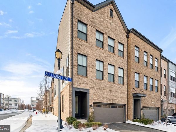 23043 SULLIVANS COVE SQUARE, BRAMBLETON, VA 20148