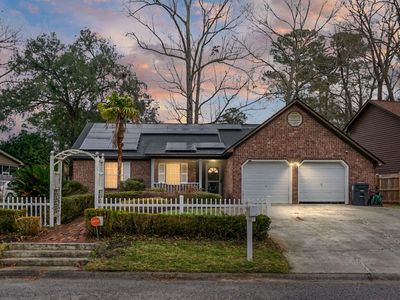 235 Knightsbridge Drive, North Charleston, SC 29418