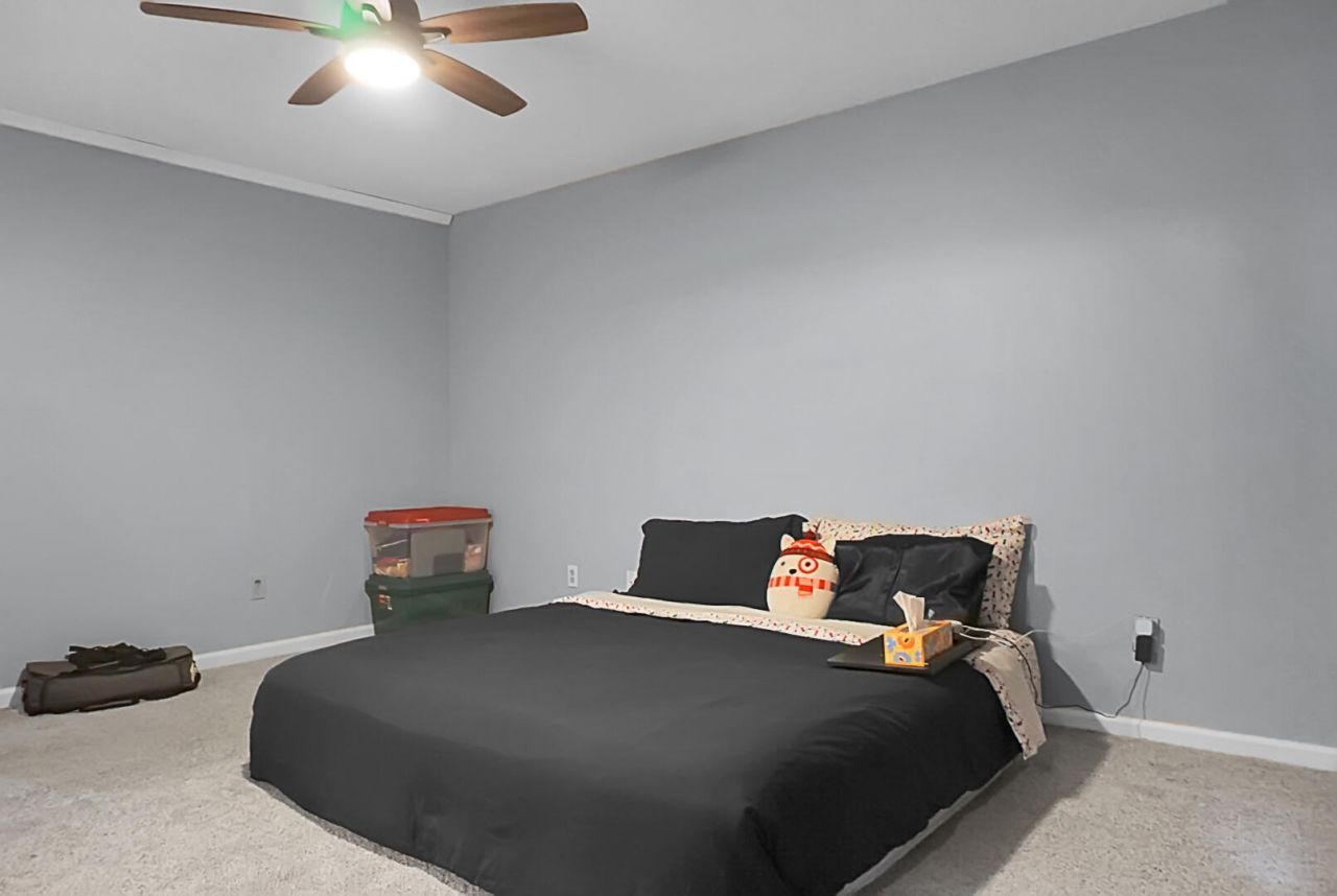 235 Knightsbridge Drive Photo 36