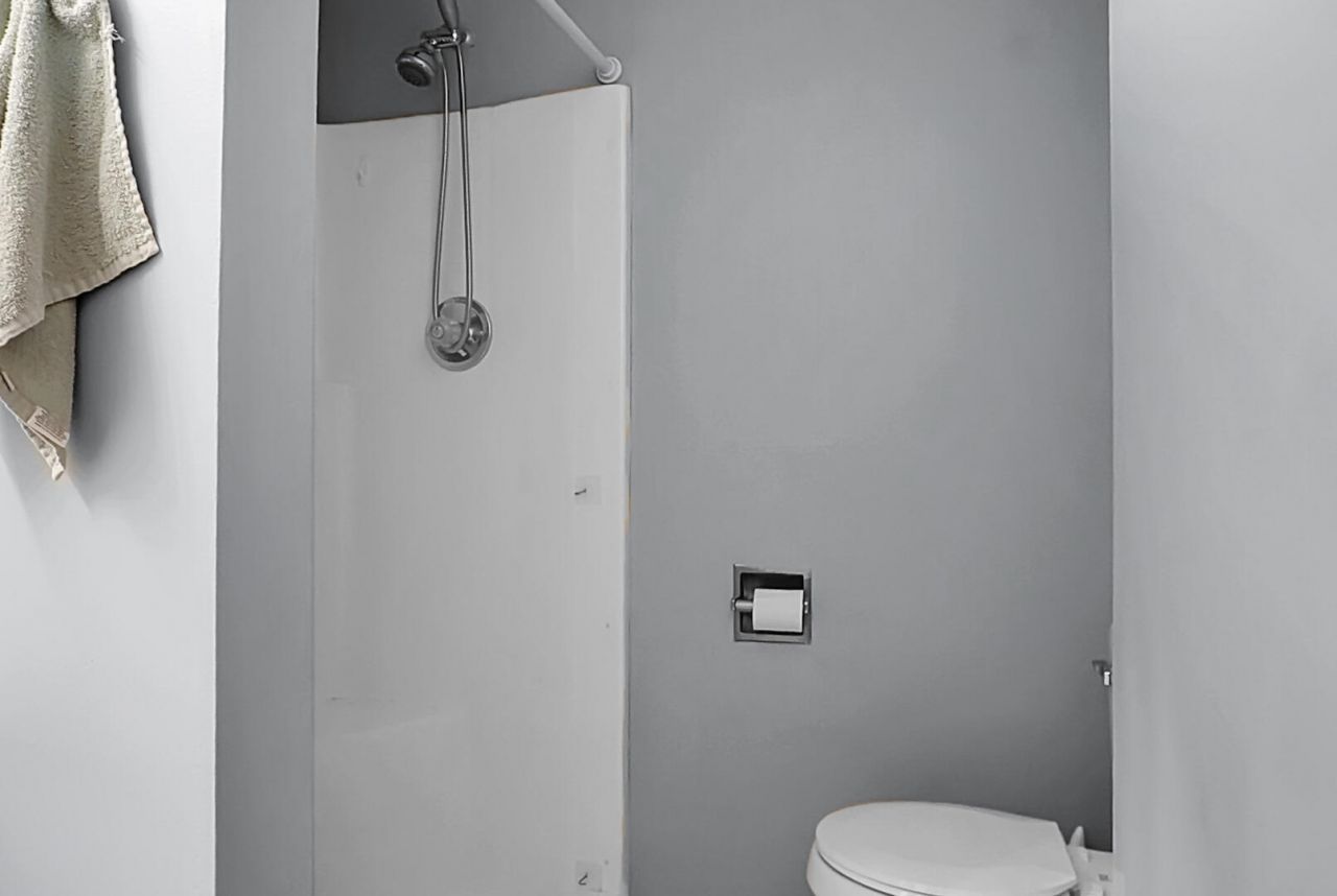 235 Knightsbridge Drive Photo 41