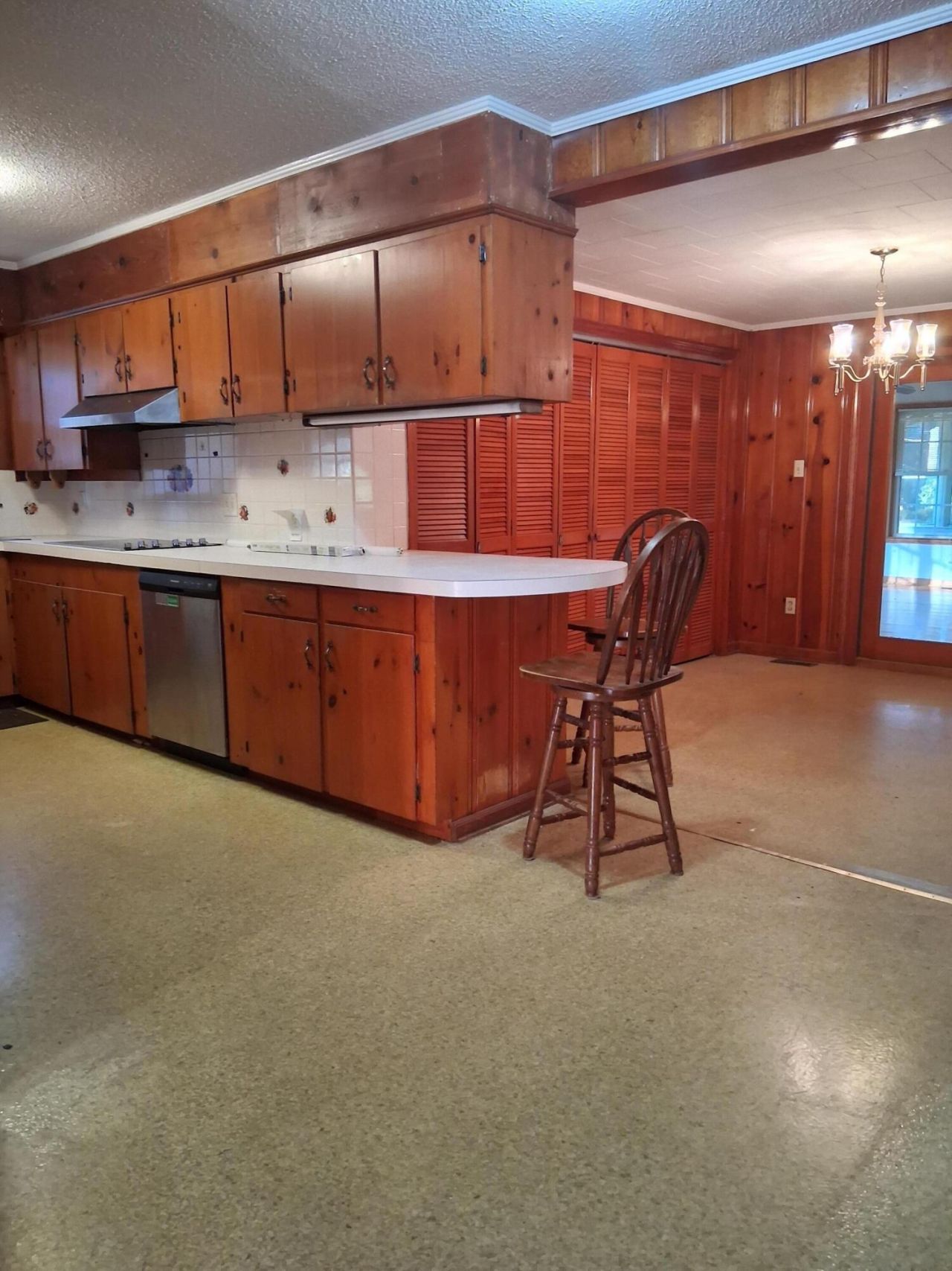 70 Cummings Court Photo 15