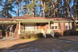 70 Cummings Court photo 4