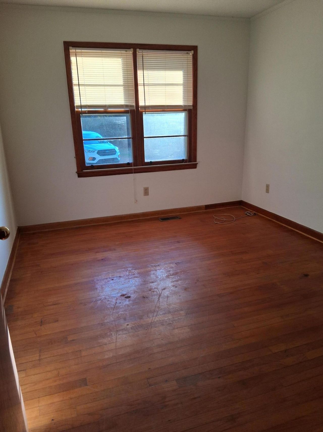 70 Cummings Court Photo 38