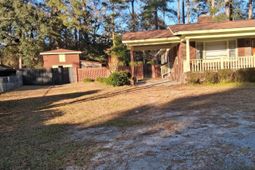 70 Cummings Court photo 4