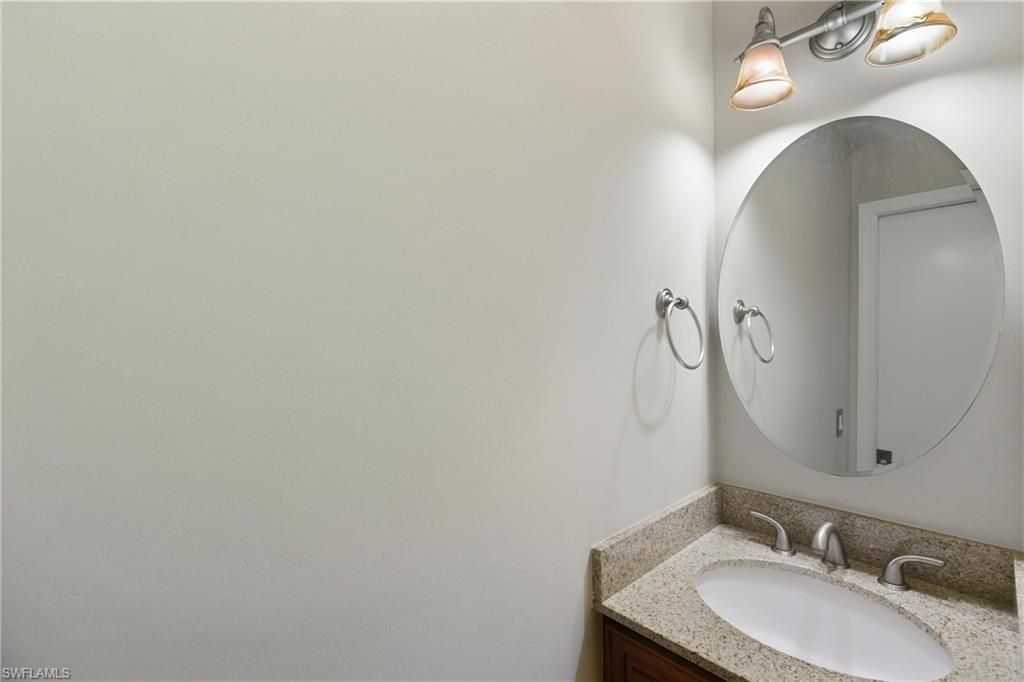 165 Bristol Ln, Unit C202, Naples, FL 34112 Photo