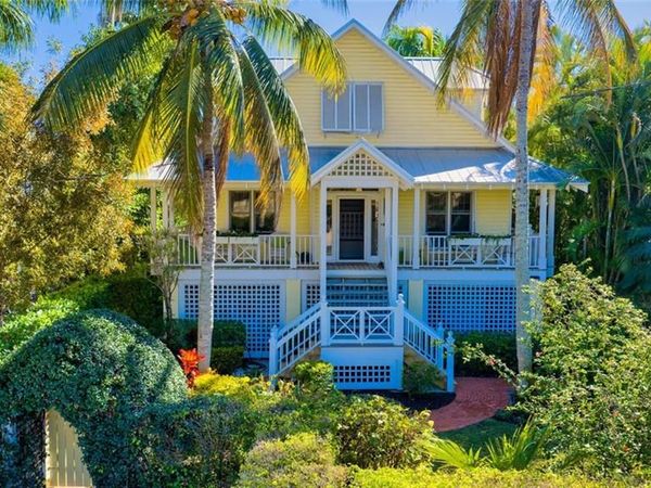 756 8th AVE S, NAPLES, FL 34102