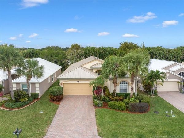 1052 SE Westminster Place, Stuart, FL 34997