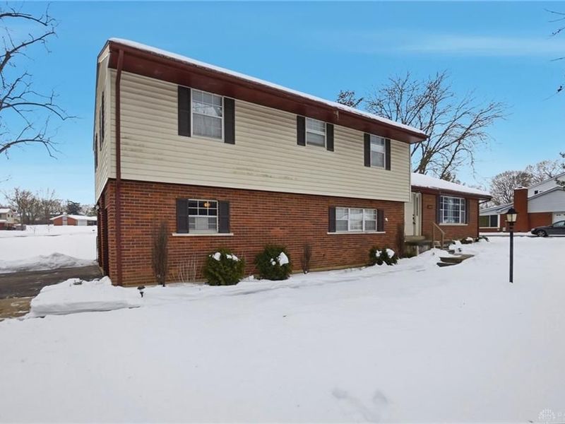 3000 Early Road, Dayton, OH 45415 Photo 2