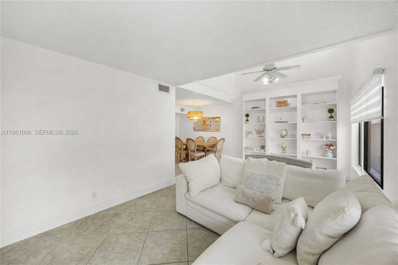 4299 N 76th Ave, Davie, FL 33024 Photo