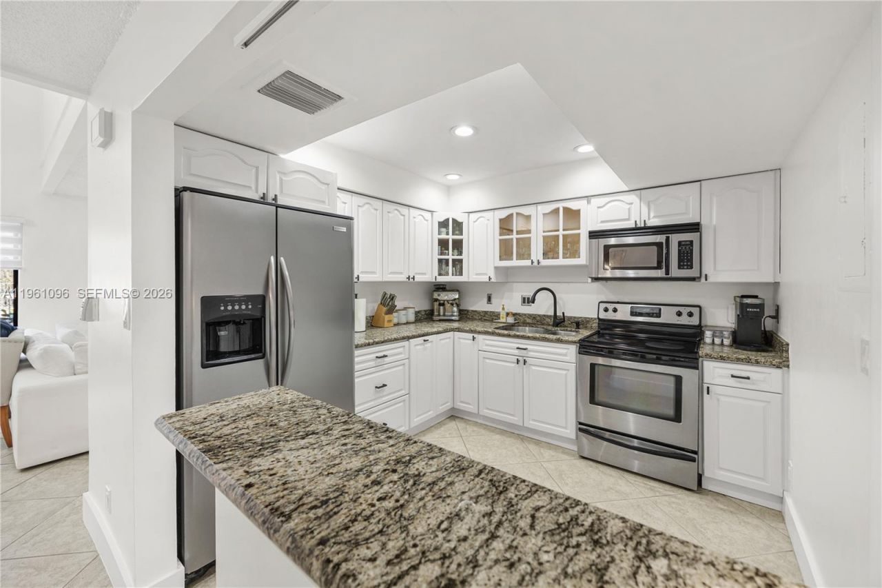 4299 N 76th Ave, Davie, FL 33024 Photo