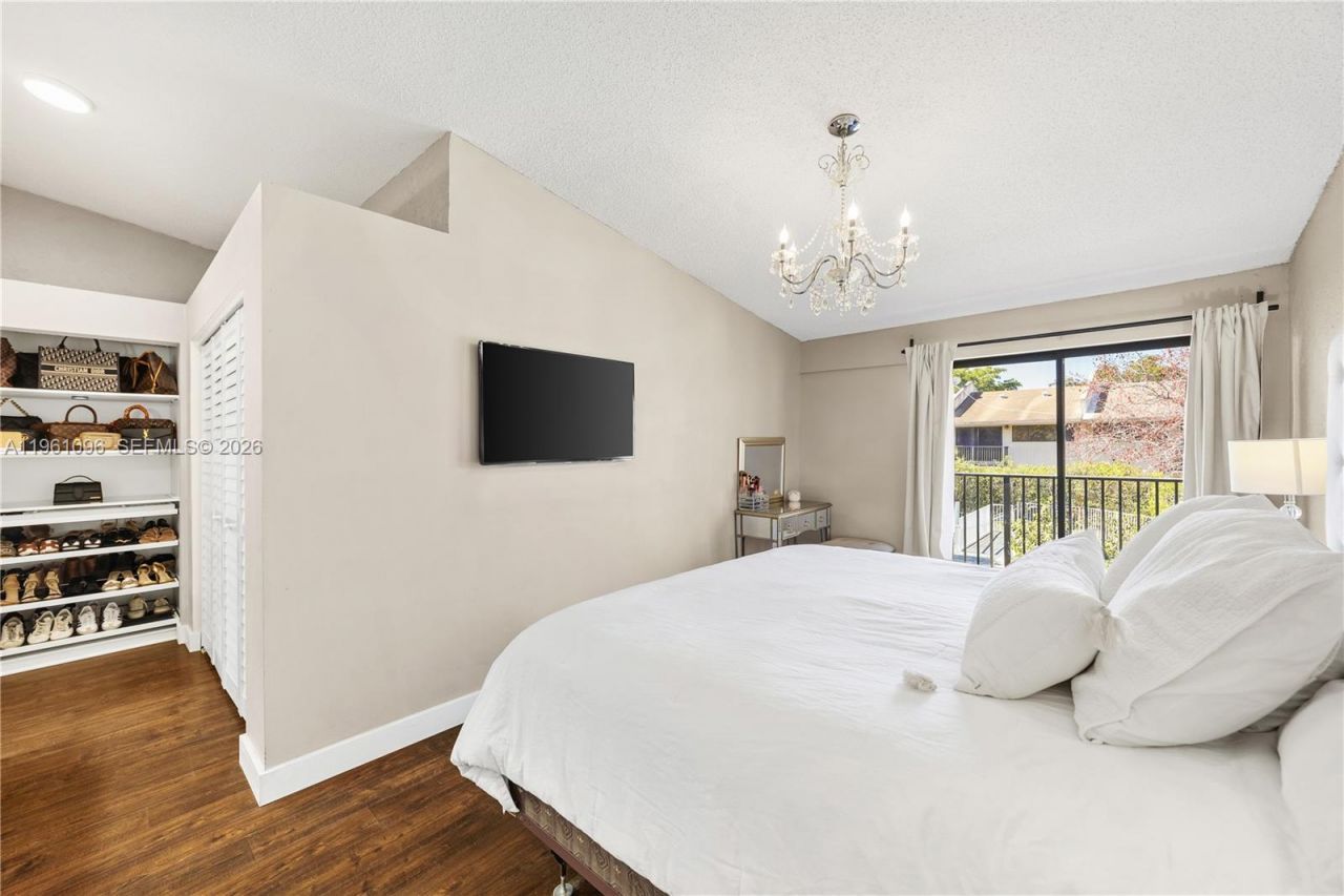 4299 N 76th Ave, Davie, FL 33024 Photo