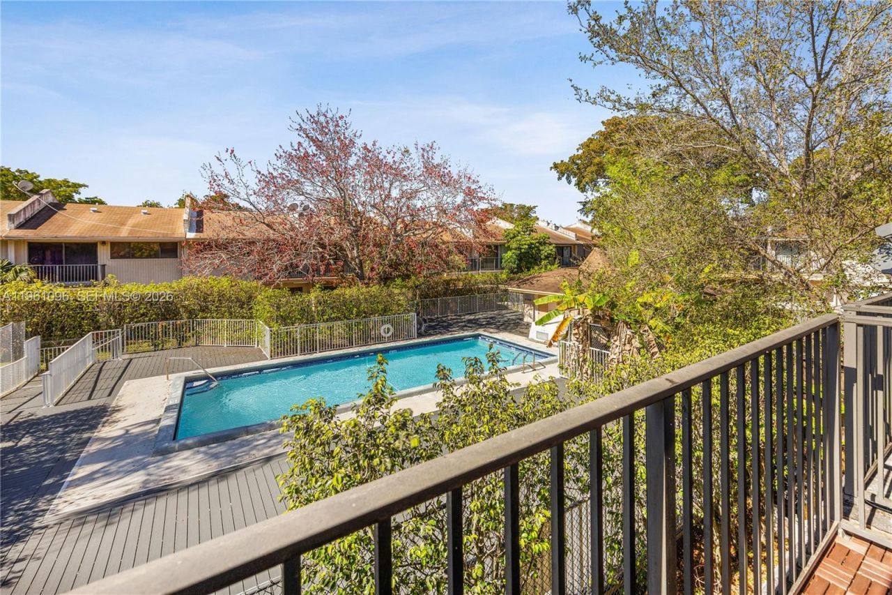 4299 N 76th Ave, Davie, FL 33024 Photo