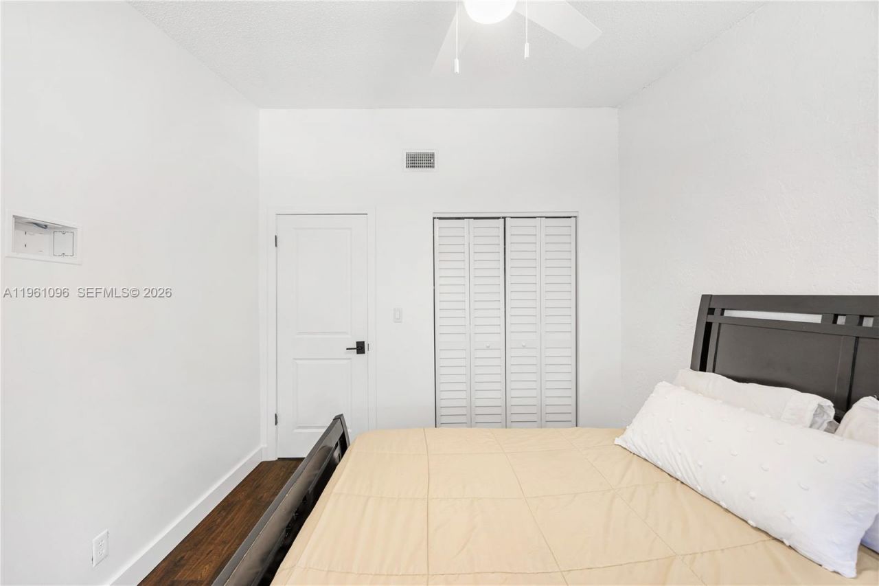 4299 N 76th Ave, Davie, FL 33024 Photo