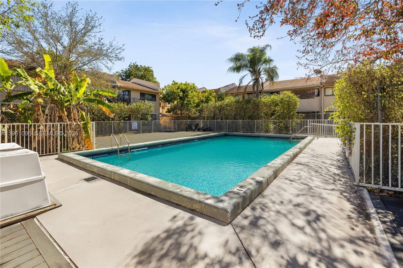 4299 N 76th Ave, Davie, FL 33024 Photo