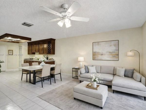 10190 SW 138th Ct, Miami, FL 33186