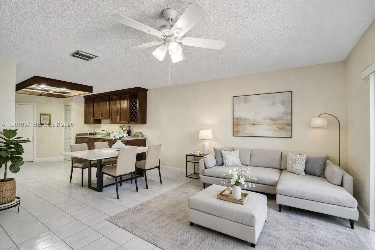 10190 SW 138th Ct, Miami, FL 33186 Photo