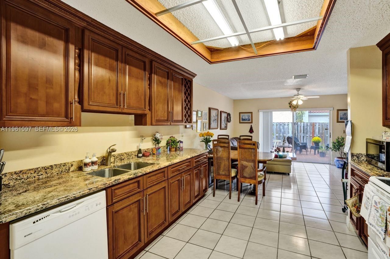 10190 SW 138th Ct, Miami, FL 33186 Photo