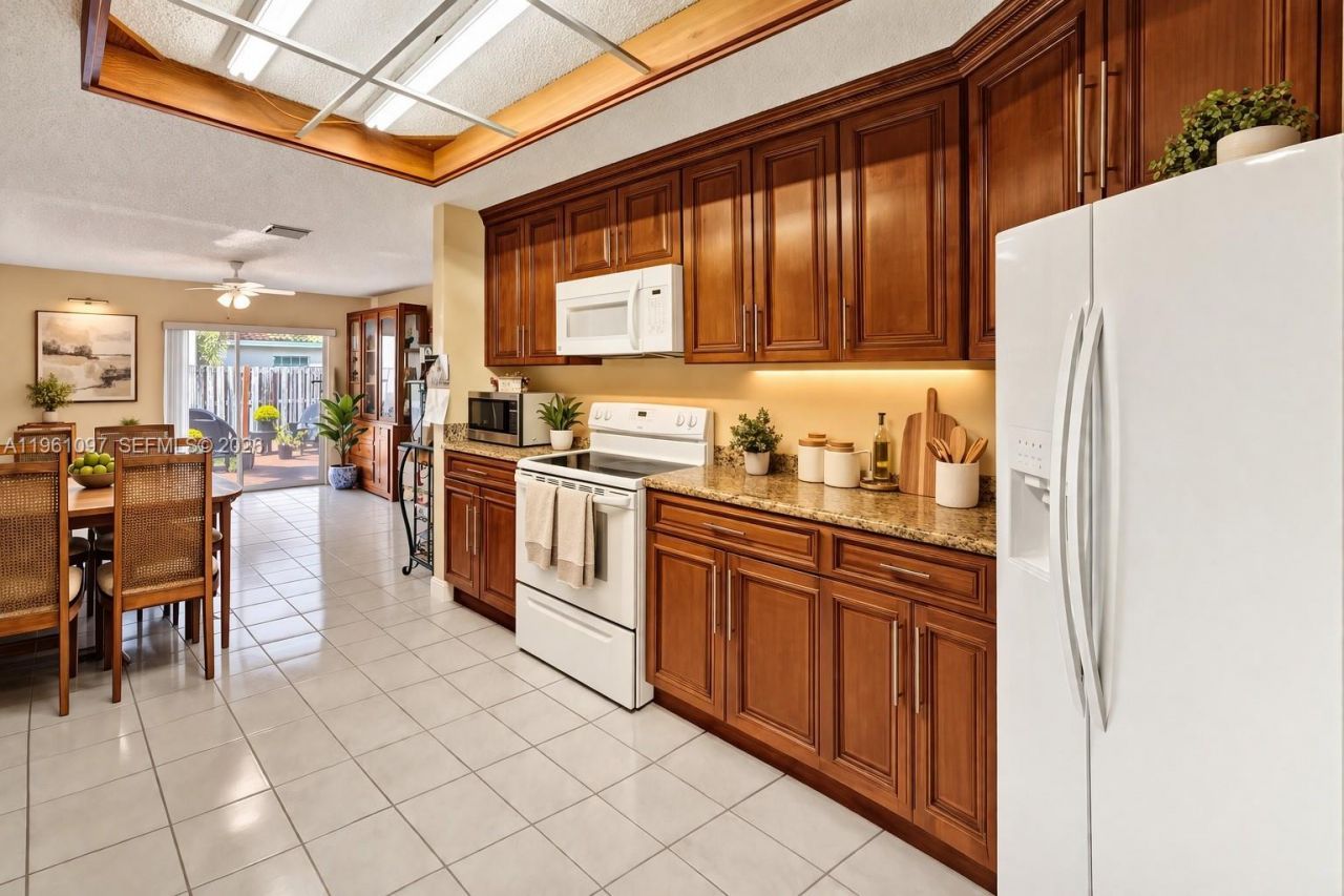 10190 SW 138th Ct, Miami, FL 33186 Photo